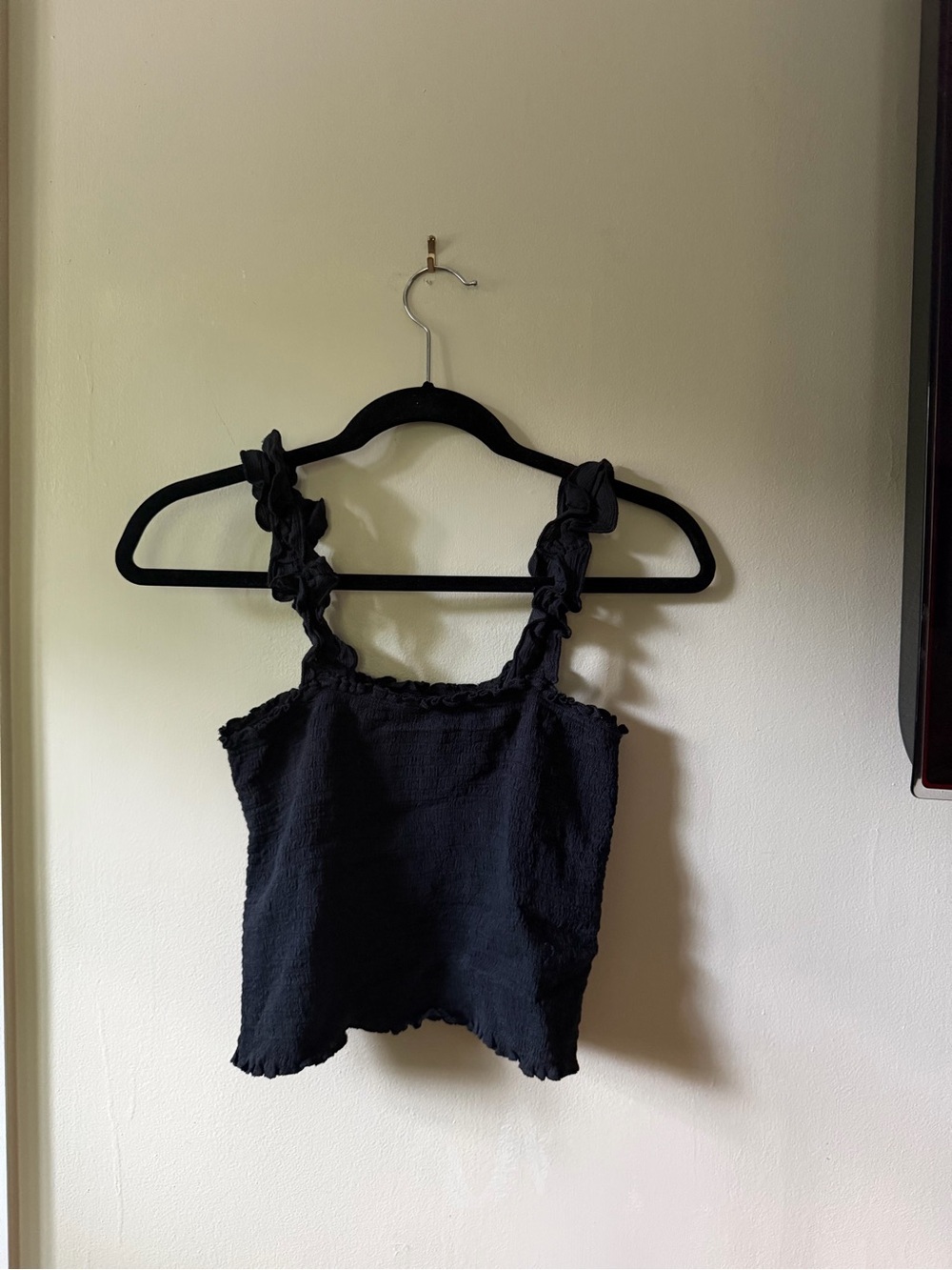 aerie Black Smocked Ruffle-Strap Crop Camisole size SMALL